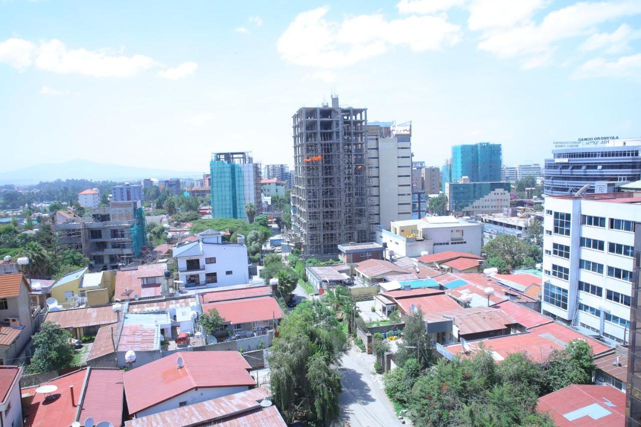 Impress Hotel Addis Ababa Ngoại thất bức ảnh