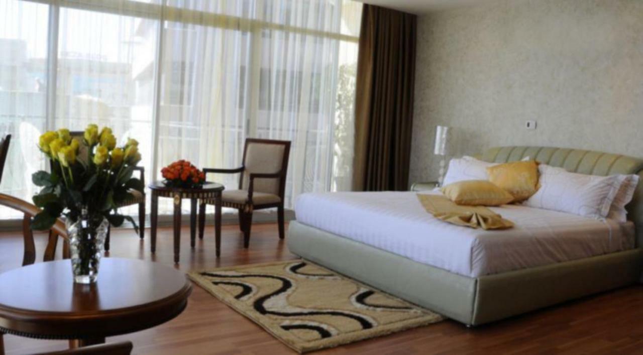 Impress Hotel Addis Ababa Ngoại thất bức ảnh