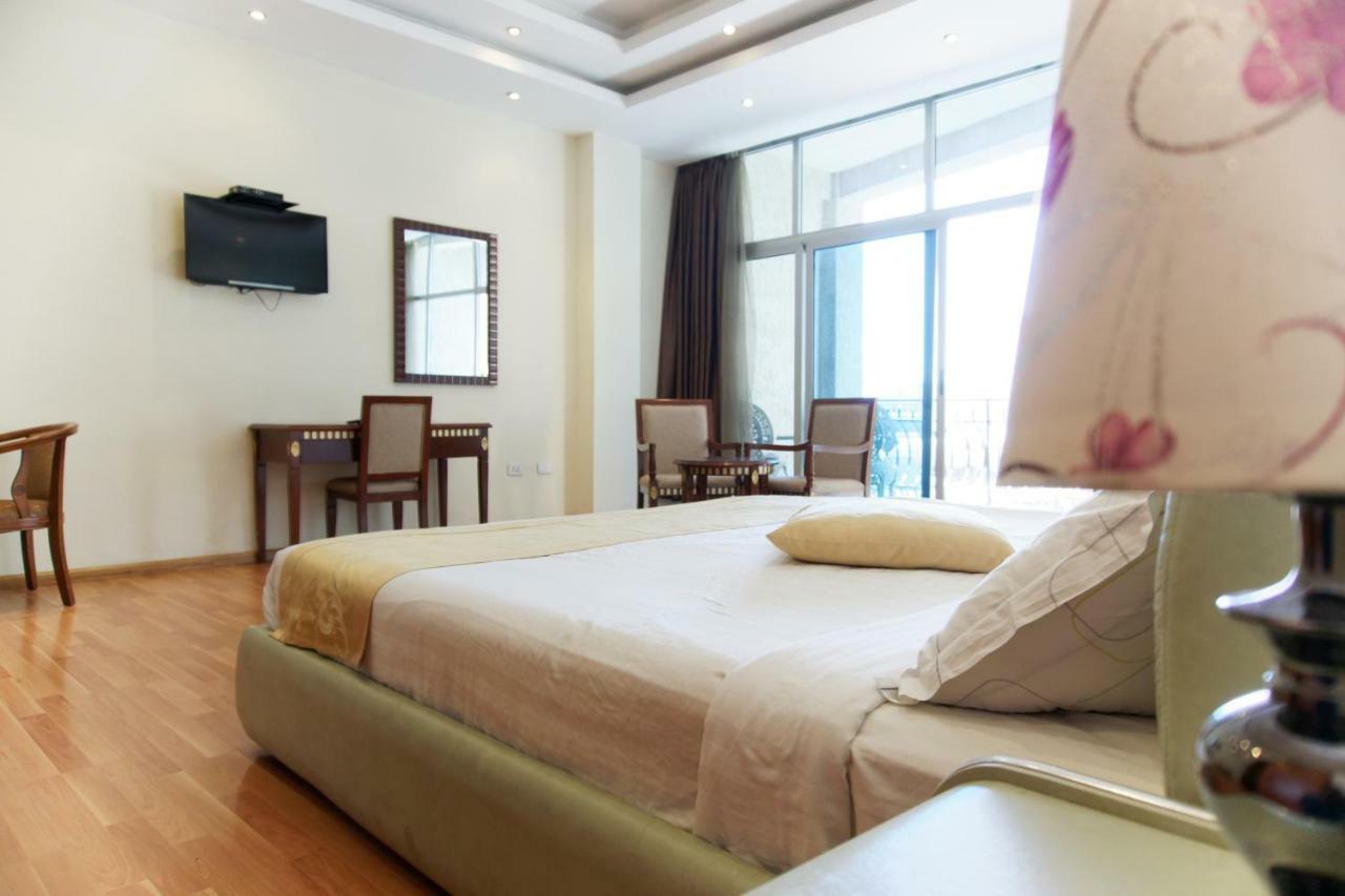 Impress Hotel Addis Ababa Ngoại thất bức ảnh